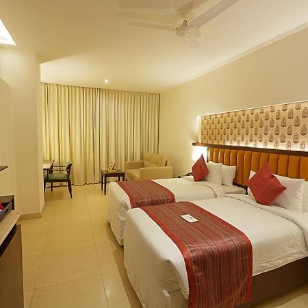 Grand Continent Secunderabad A Sarovar Portico Affiliate Hotel Exteriér fotografie
